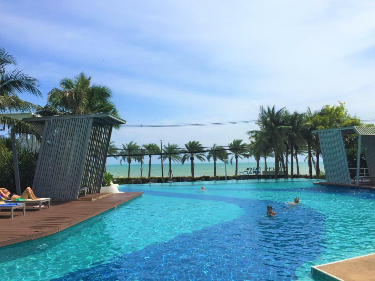 Cosy Lumpini Beachfront One Bedroom Jomtein Jomtien Beach Exterior photo